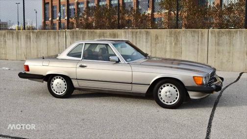 1986 Mercedes-Benz S-Class 560 SL 2dr Convertible