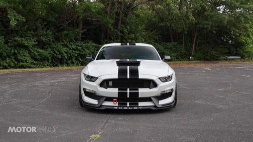 2016 Ford Shelby GT350 Base