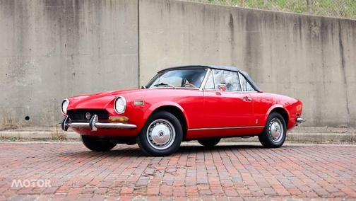 1973 FIAT Spider 2000 Base