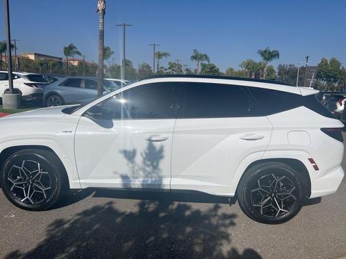 White Pearl 2024 Hyundai TUCSON Hybrid N Line