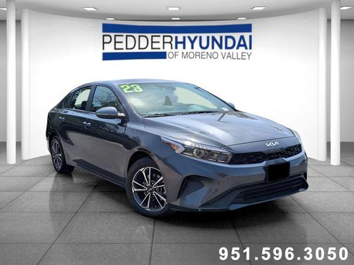 Gravity Gray 2023 Kia Forte LXS