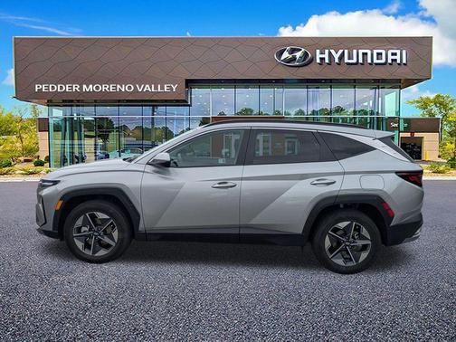 Shimmering Silver 2025 Hyundai TUCSON SEL