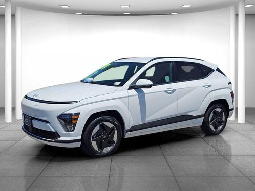 Atlas White 2024 Hyundai KONA EV SEL