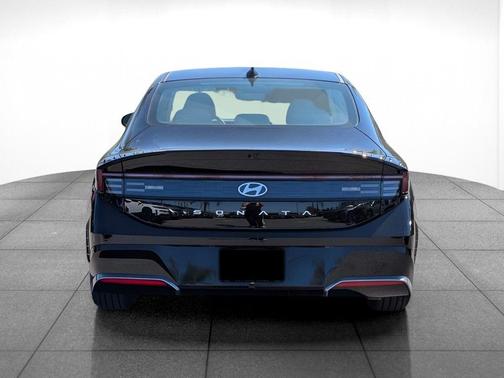 Abyss Black 2026 Hyundai SONATA SEL