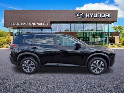 Super Black 2023 Nissan Rogue SV