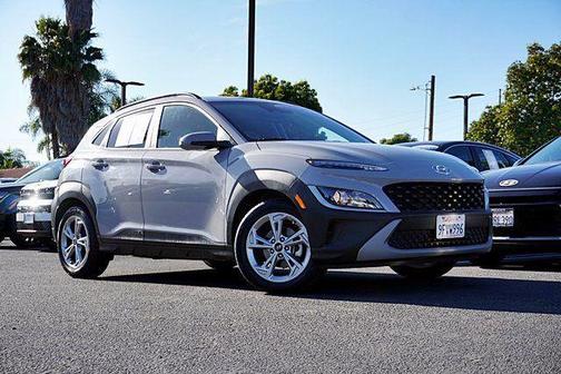 Cyber Silver 2023 Hyundai KONA SEL