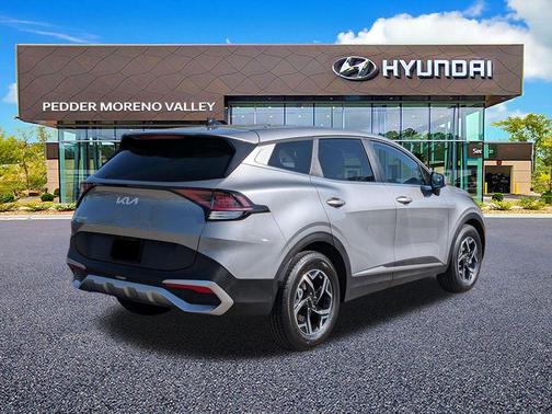 2024 Kia Sportage LX