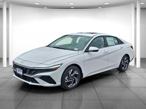 Serenity White Pearl 2026 Hyundai ELANTRA Limited