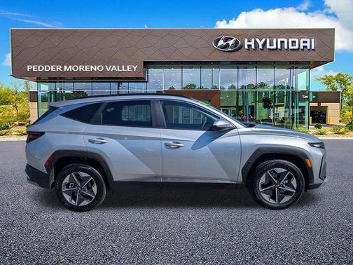 Shimmering Silver 2025 Hyundai TUCSON SEL