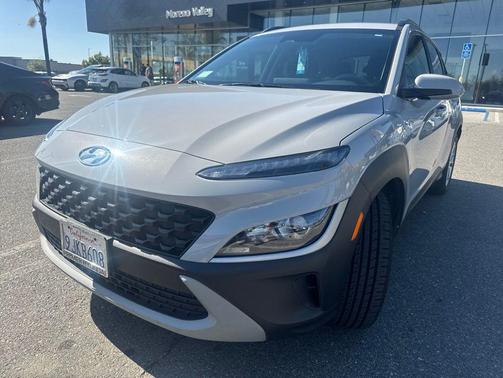 Cyber Silver 2023 Hyundai KONA SEL