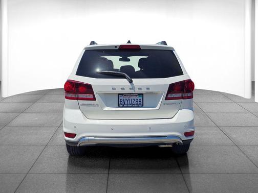 Vice White 2020 Dodge Journey Crossroad
