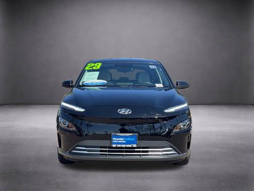 Abyss Black Pearl 2023 Hyundai KONA EV SEL