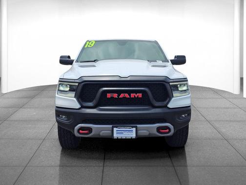 Bright White Clearcoat 2019 RAM 1500 Rebel