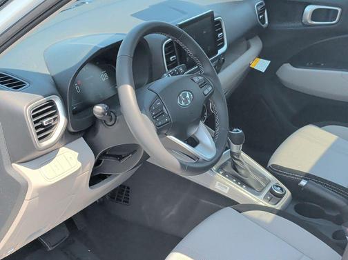 Lunar White 2026 Hyundai VENUE SEL