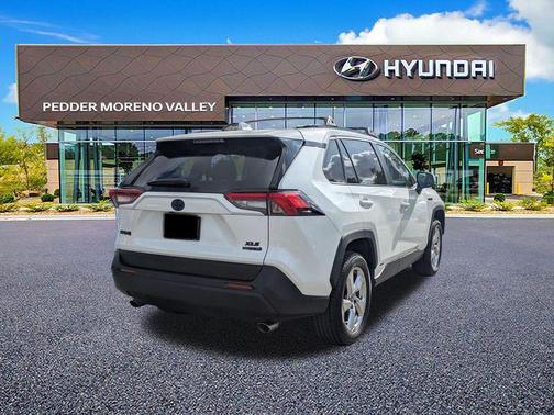 Blizzard Pearl 2021 Toyota RAV4 Hybrid XLE Premium