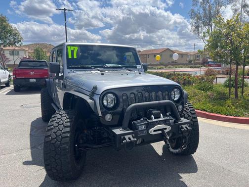Billet Silver Metallic Clearcoat 2017 Jeep Wrangler Unlimited Willy Wheeler 4x4