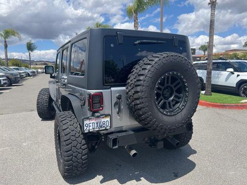 Billet Silver Metallic Clearcoat 2017 Jeep Wrangler Unlimited Willy Wheeler 4x4