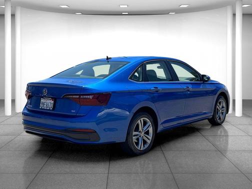 Rising Blue Metallic 2024 Volkswagen Jetta 1.5T SE