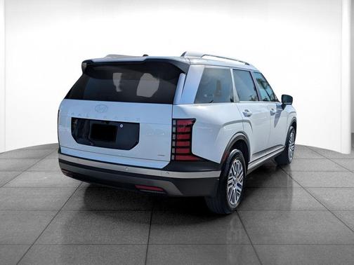 Creamy White Pearl 2026 Hyundai PALISADE SEL Premium