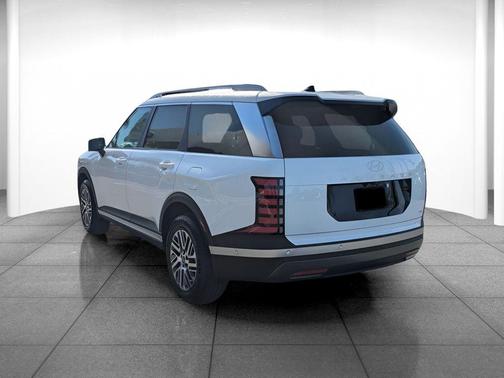 Creamy White Pearl 2026 Hyundai PALISADE SEL Premium