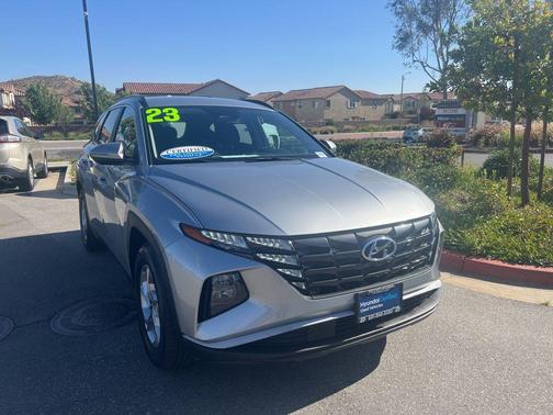 Shimmering Silver 2023 Hyundai TUCSON SEL