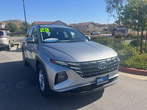 Shimmering Silver 2023 Hyundai TUCSON SEL