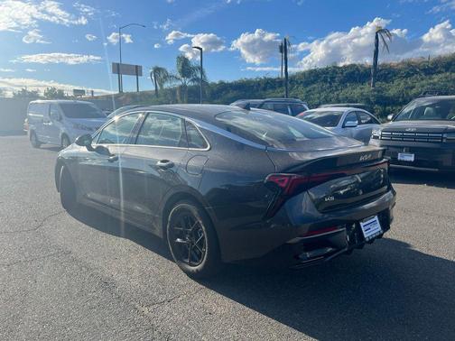Interstellar Gray 2025 Kia K5 LXS