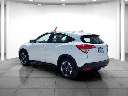 White Orchid Pearl 2018 Honda HR-V EX