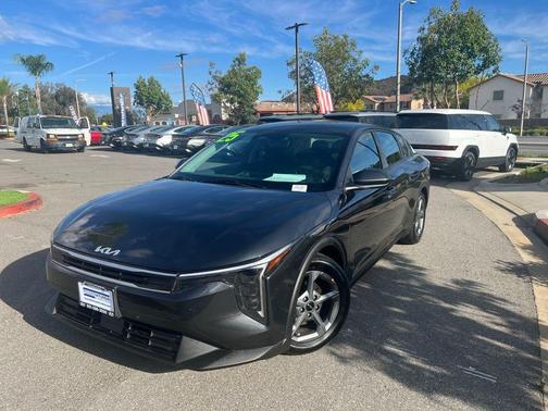 Interstellar Gray 2025 Kia K4 LXS