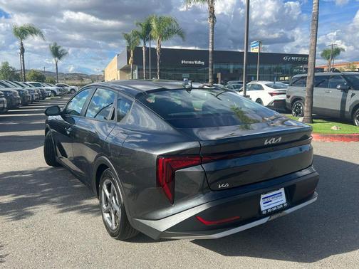 Interstellar Gray 2025 Kia K4 LXS