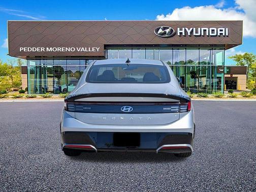 Aero Silver 2026 Hyundai SONATA SEL