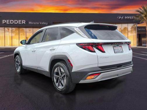 Serenity White Pearl 2025 Hyundai TUCSON SEL