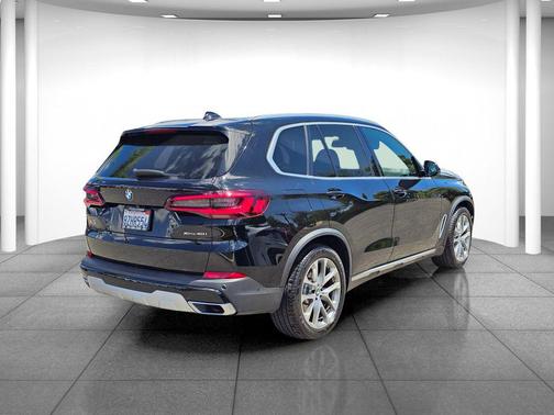 Jet Black 2022 BMW X5 xDrive40i