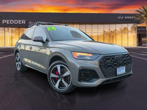 Chronos Gray Metallic 2024 Audi Q5 45 S line Premium Plus