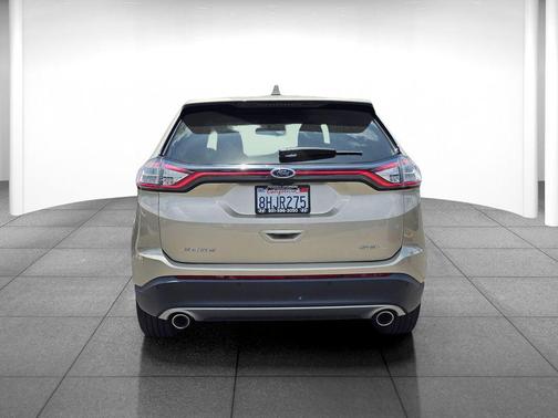 White Gold Metallic 2018 Ford Edge SEL