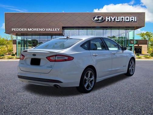 2014 Ford Fusion Hybrid SE