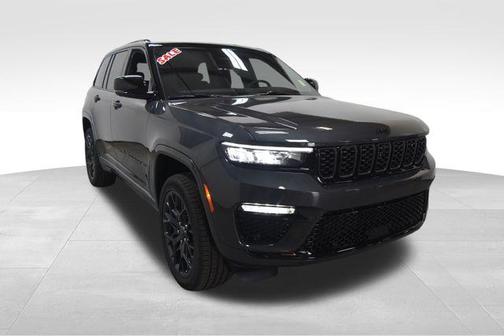 2025 Jeep Grand Cherokee Summit