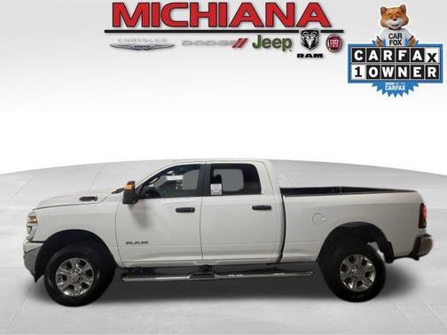 Bright White Clearcoat 2026 RAM 2500 Big Horn