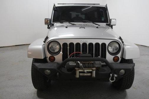 Photo 3 of 24 of 2009 Jeep Wrangler Unlimited Sahara