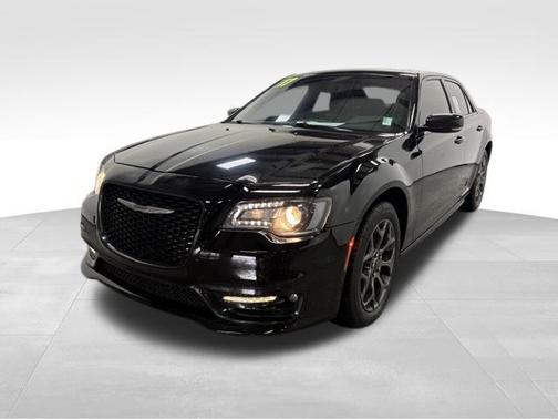Gloss Black 2017 Chrysler 300 S