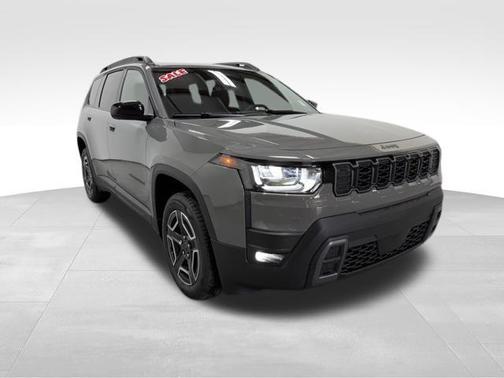 Sting Gray Clearcoat 2026 Jeep Cherokee LAREDO/LIMITED