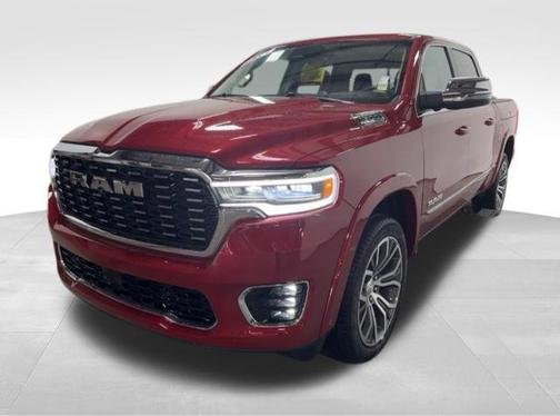 Molten Red Pearlcoat 2026 RAM 1500 Tungsten