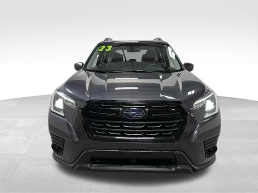Magnetite Gray Metallic 2022 Subaru Forester