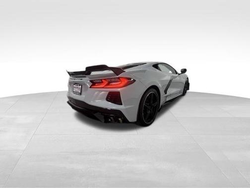 Arctic White 2021 Chevrolet Corvette Stingray w/2LT