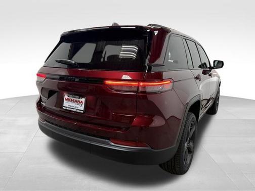Velvet Red Pearlcoat 2026 Jeep Grand Cherokee Limited