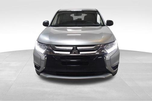 2018 Mitsubishi Outlander ES