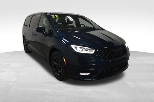 2022 Chrysler Pacifica Hybrid Touring L