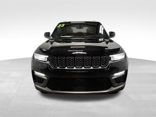 2023 Jeep Grand Cherokee Summit