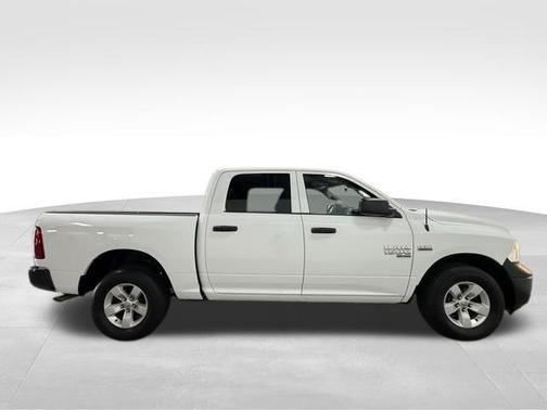 Bright White Clearcoat 2021 RAM 1500 Classic Tradesman