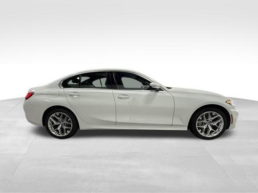 2025 BMW 330 i xDrive